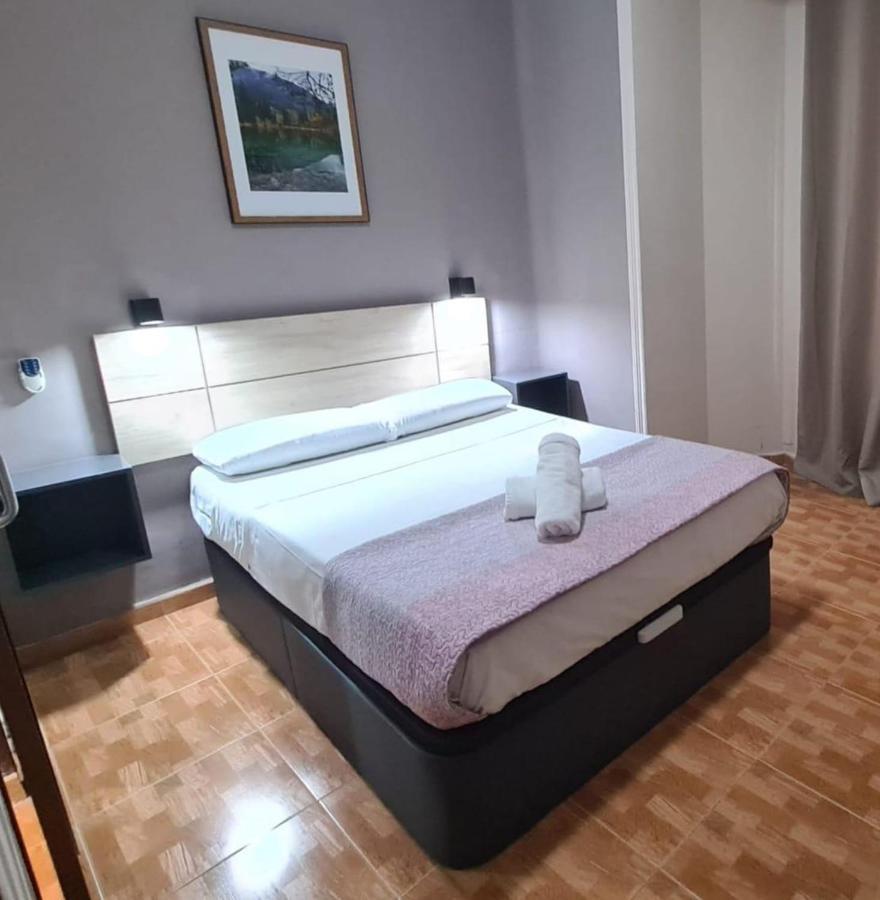 Hostal Miami Madrid Eksteriør bilde